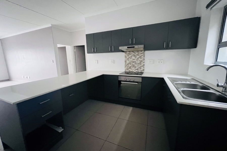 2 Bedroom Property for Sale in Edgemead Western Cape